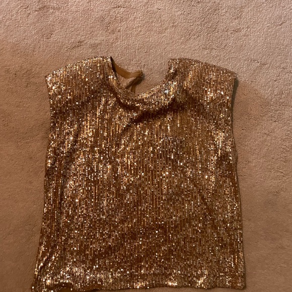 St. John Collection Gold Sequin Skirt Top Set - Picture 6 of 12